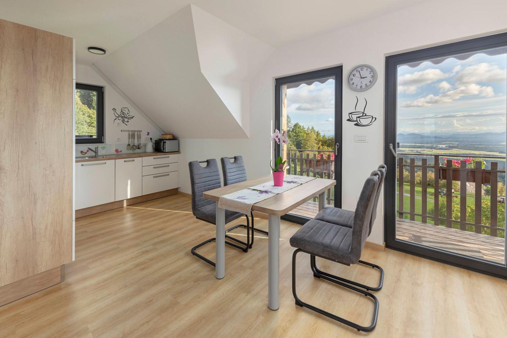 Apartments Nikolaj Preddvor Eksteriør billede